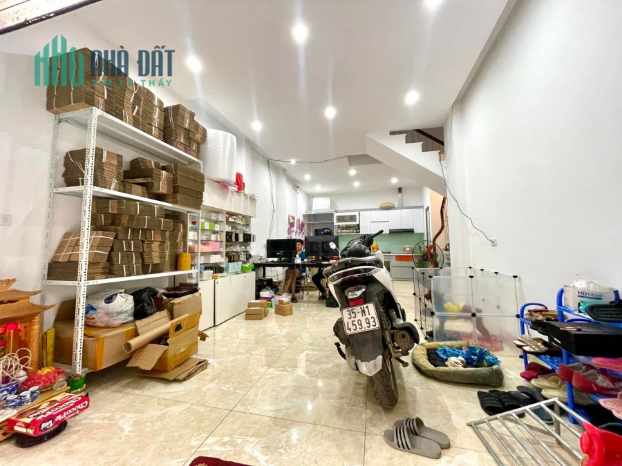 Bán nhà Mỹ Đình,ô tô,kinh doanh sầm uất,DT 50m,nhỉnh 6 tỷ.