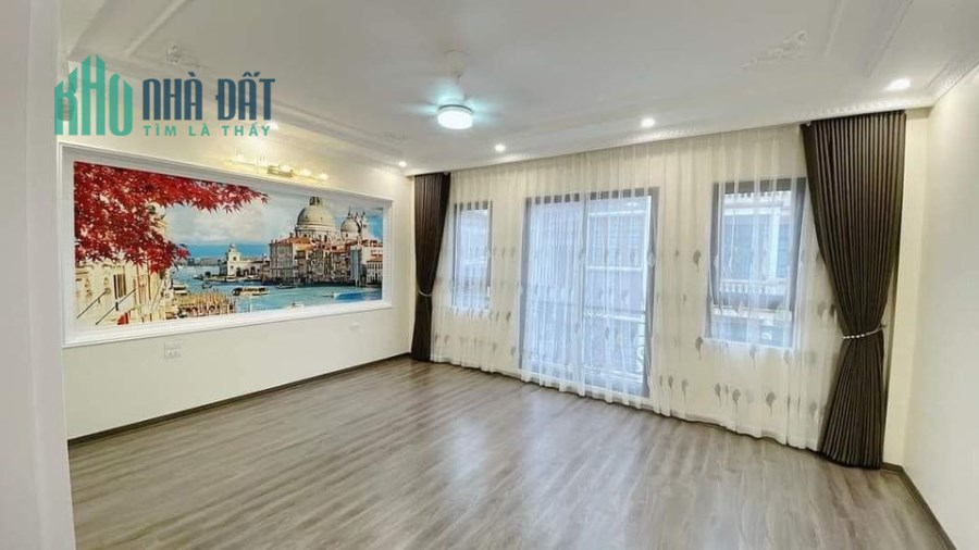 Nhà phân lô Hai Bà Trưng,50m2x 6 tầng,THANG MÁY, Ô TÔ vào nhà, GIÁ RẺ BẤT NGỜ ! 09 4567 6597