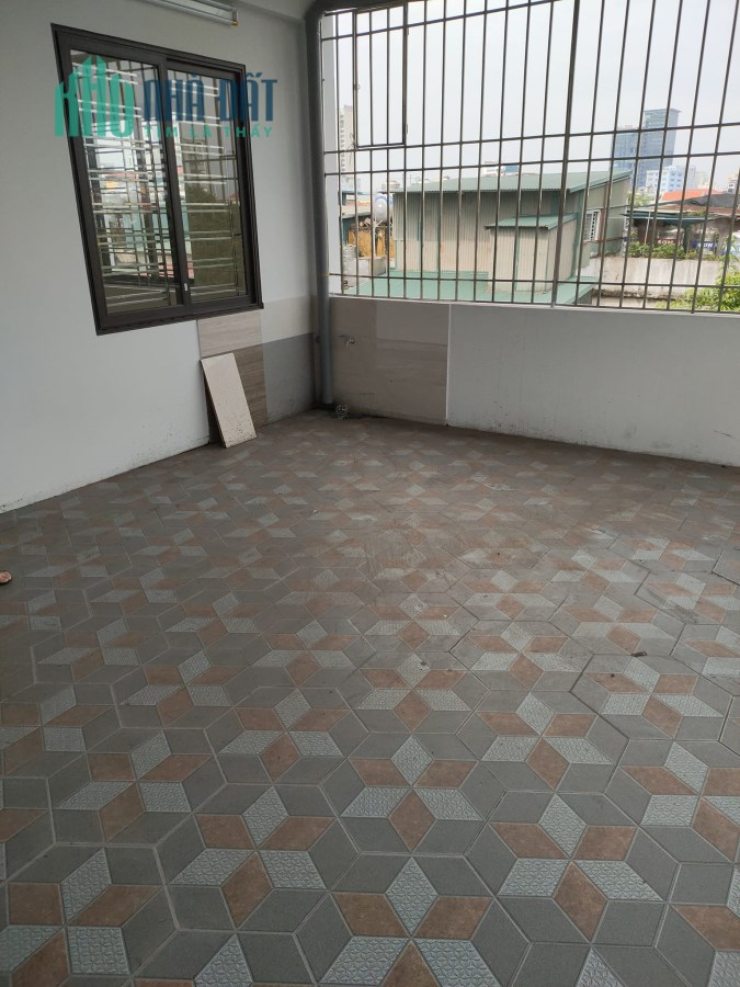 Tôi cần bán siêu phẩm nhà mặt phố Nghĩa Tân 55m2, 5T,2 mặt phố, lô góc, vỉa hè rộng kinh doanh đỉnh,