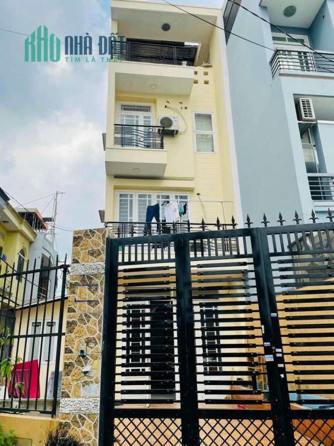 GÒ VẤP, QUANG TRUNG, LÔ GÓC NHÀ 4 TẦNG, KV 5.5x18m 108m2, CHỈ 8 TỶ