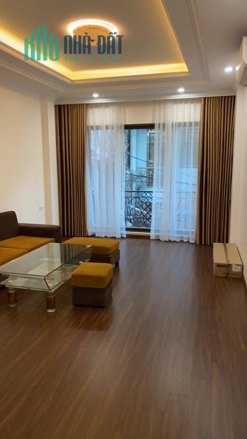 Bán gấp nhà ngõ 103 Pháo Đài Láng giá 4.85 tỷ, 45mx5T đẹp, ở luôn