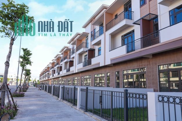 Nhà phố thương mại phố ẩm thực, đi bộ Đại ĐT Centa City Từ Sơn