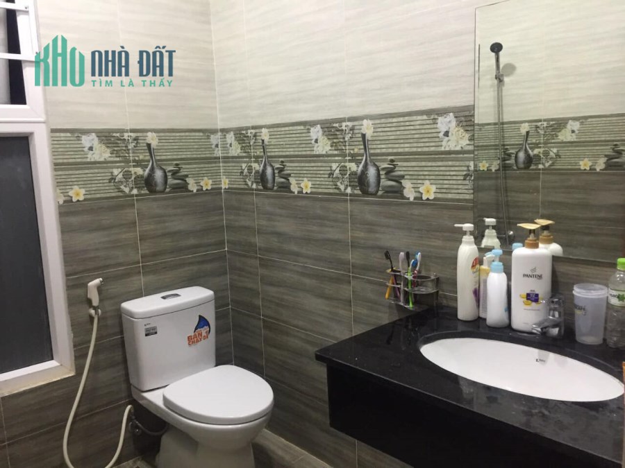 CẦN BÁN GẤP NHÀ HXH HOÀNG HOA THÁM-P5-BÌNH THẠNH 42M2 GIÁ CHỈ 7.5 TỶ