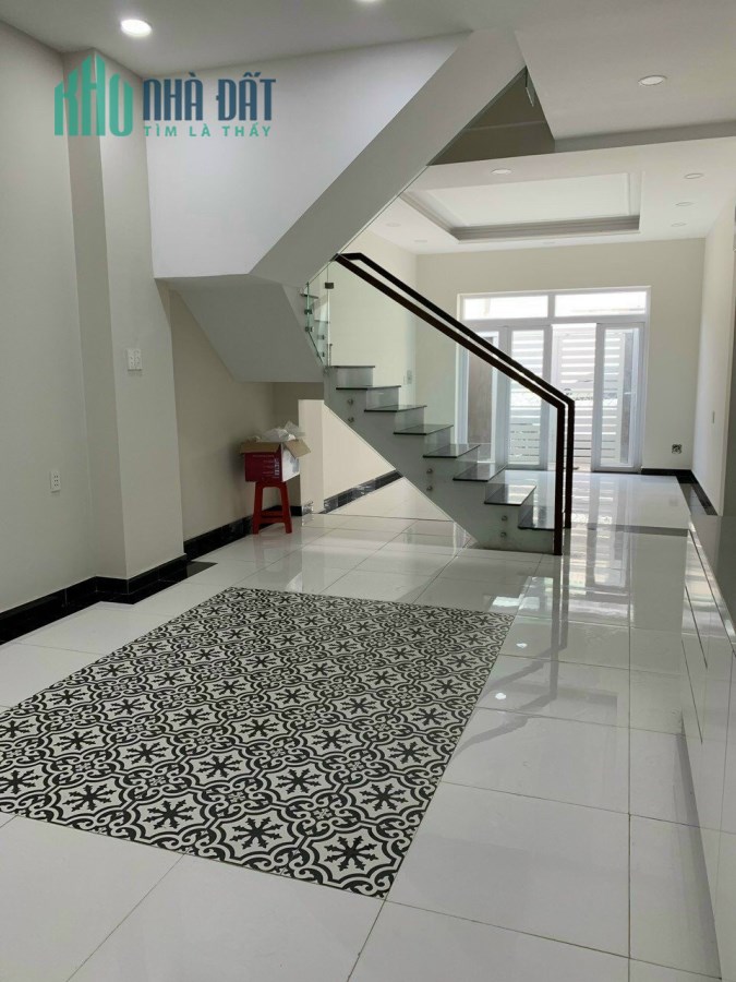Bán nhà 4 tầng, Trần Hưng Đạo, Quận 1, 44m2, nhỉnh 14 tỷ
