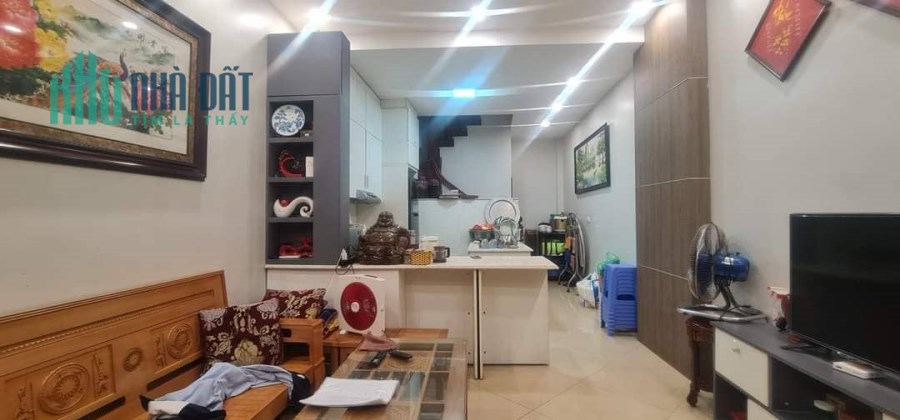 Phùng chí kiên, CẦU GIẤY, 56 x 4T, MT:7,6m, LÔ GÓC, KD, Nhỉnh 6Tỷ 0976738468