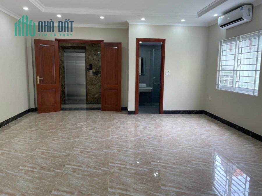 Bán nhà HUỲNH THÚC KHÁNG Ngõ sánh vai Phố 42m2 x5T, Giá ưu đãi 10.6 Tỷ.