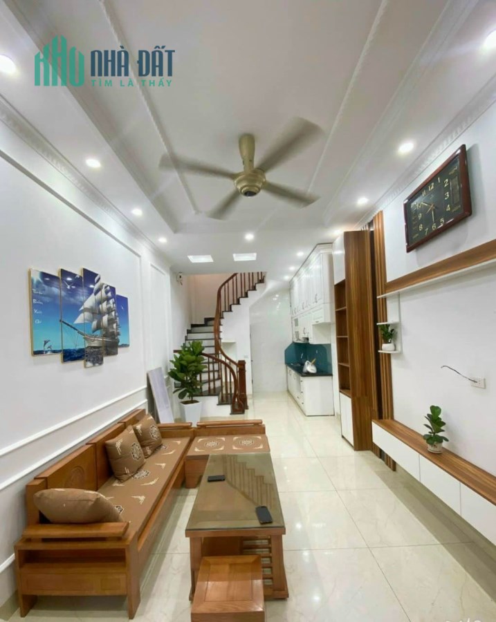 NHÀ NGÕ PHỐ NGUYỄN CÔNG HOAN 33m2 3T MT4m – chỉ 3.7 tỷ