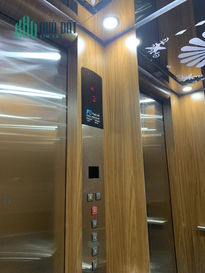 57phú diễm, bắc từ liêm, 45m2, 7t, mt 8.5, thang máy, lô góc, ô tô 9.5tỷ 0976738468