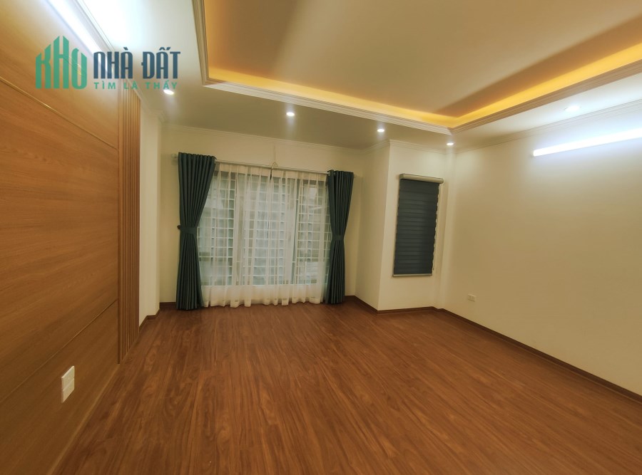 Chính chủ bán nhà Mỹ Đình, 4.6 tỷ, ngõ thông, gần ô tô, 30m2x5 tầng, kinh doanh đỉnh.