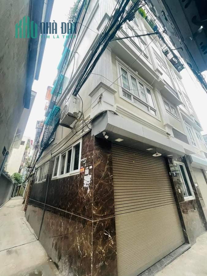 Bán nhà mặt phố Lĩnh Nam,  sổ đỏ nở hậu 130M x Cấp 4, MT 5m,Giá 11 tỷ. LH 0975149605