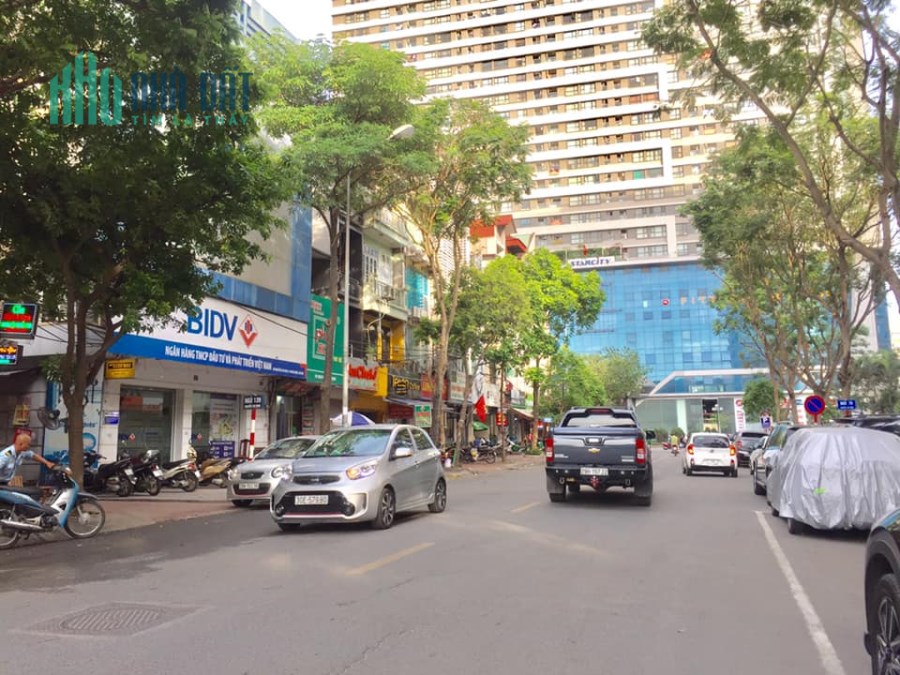 Bán 1.113m đất mặt phố Vũ Tông Phan. Thanh Xuân. Mặt tiền 12m. Giá 134tr/m Chính chủ 1 sổ đỏ
