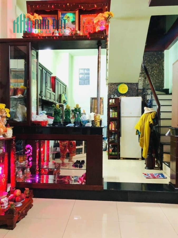 HẺM BA GÁC SÁT MẶT TIỀN NGAY HÒA HẢO, Phường 4, Quận 10
