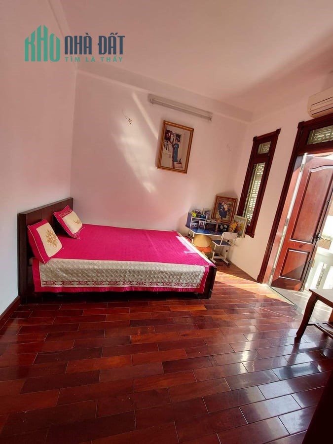 Bán nhà riêng đường Vĩnh Hưng, ô tô, 42M x 4T,Giá 3, tỷ. LH 0975149605