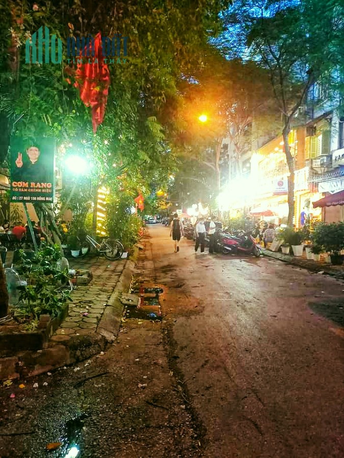 Hồng Mai, Hai Bà Trưng. 50m2 4t 5m mặt tiền 9.5 tỷ phân lô , ô tô dừng đỗ ngày đêm