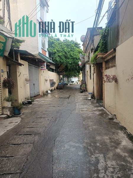 Gia đình cần bán nhà Kim Giang, Thanh Liệt, Thanh Trì ô tô đỗ cổng 41m2, 4 tầng chỉ 3,3 tỷ