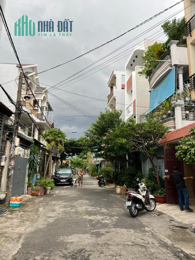 NHÀ BÁN THOẠI NGOC HẦU HẺM HAI XE HƠI TRÁNH 60M2 CHỈ 6.7TỶMô tả: