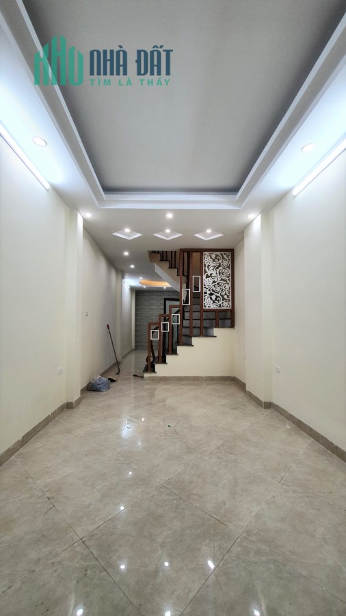 Bán Nhà Kim Ngưu 45m2*5 Tầng*6 Ngủ, Nhà Mới, Ngõ Thông, Yên Tĩnh, Sát Đường ÔTô.