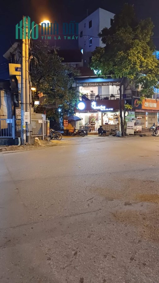 DỊCH VỌNG -LÔ GÓC - Ô TÔ VÀO NHÀ - KINH DOANH CÁC LOẠI - NGÕ THÔNG TỨ PHÍA,45m*3.5tầng , nhỉnh 7tỷ