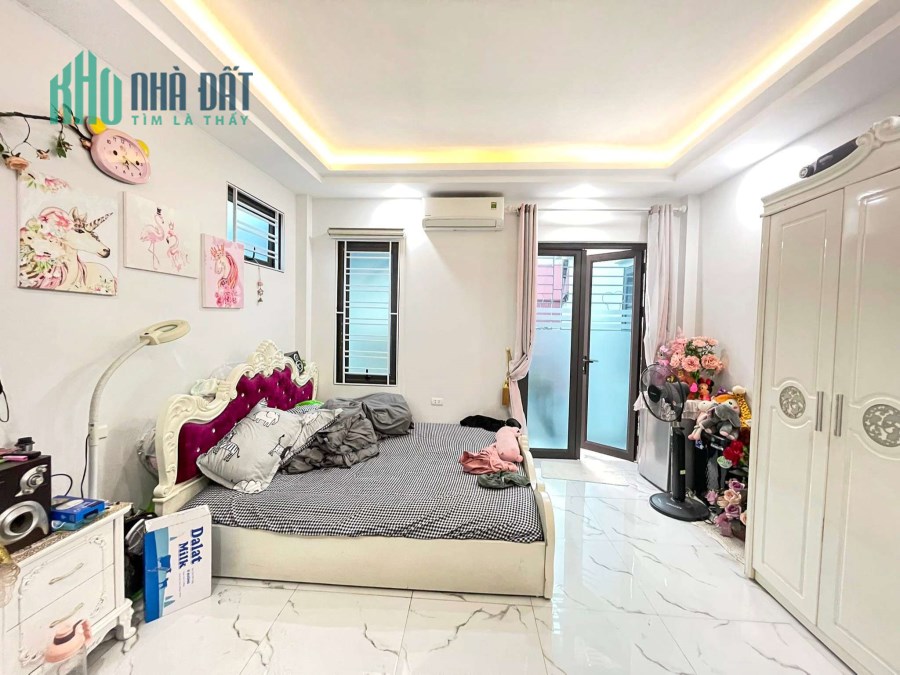 Bán nhà Ngọc Lâm 39m, trung tâm phố cổ, 4.7 tỷ.