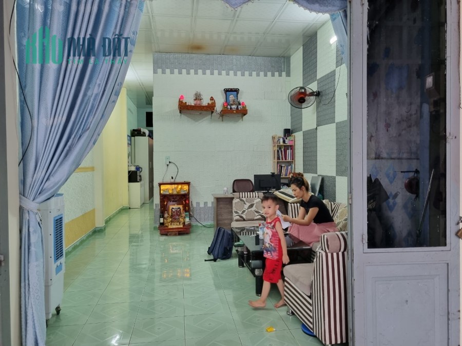 Bán nhà TT Sơn Trà - 76m2, mặt đường 5m5 - chỉ 3 tỷ 1 - Lý Uy Tín: 0396232575