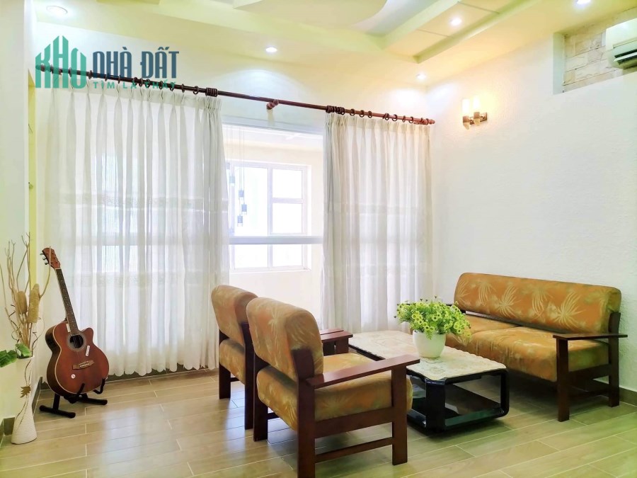 7 Chỗ ngủ nhà Ngô Thị Thu Minh 5T 15M ra MT Chưa qua Đtư 17.6 Tỷ