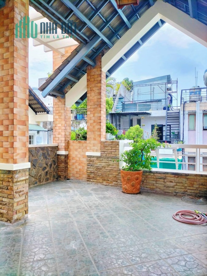 7 Chỗ ngủ nhà Ngô Thị Thu Minh 5T 15M ra MT Chưa qua Đtư 17.6 Tỷ