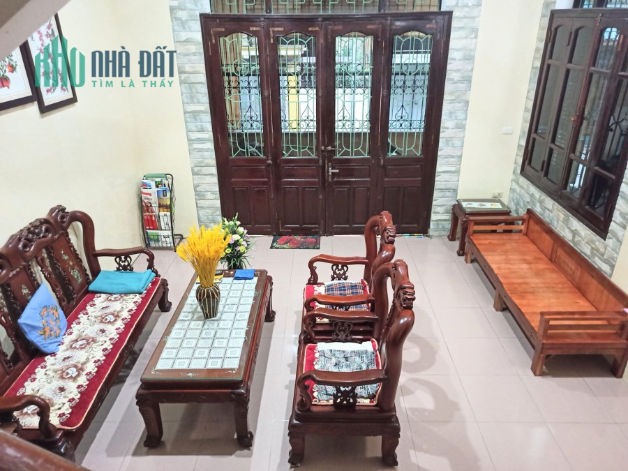 Bán nhà NGUYỄN CHÁNH Gần BIG C 2 Ô tô tránh 60m2, Mt 4.5M, Giá 12.6 Tỷ.