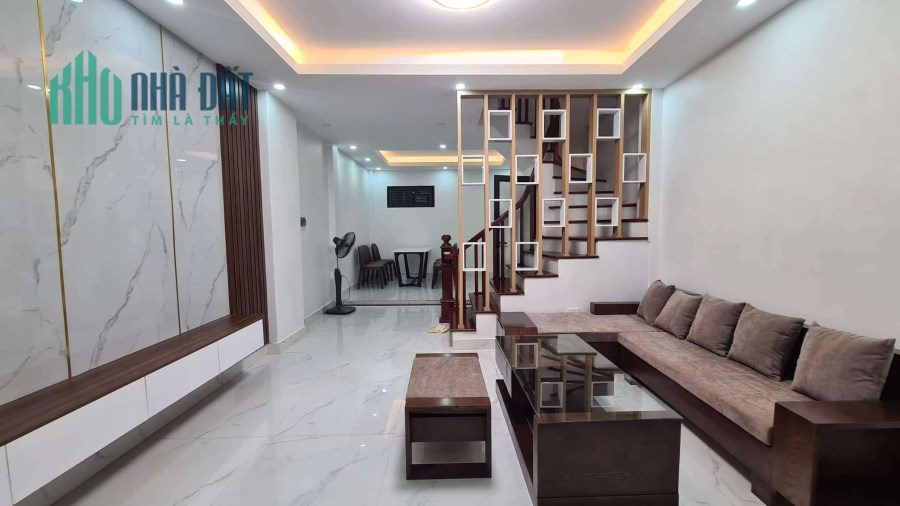 Bán nhà Bồ Đề đẹp thoáng sáng, vị trí đỉnh 45m, 6.5 tỷ.