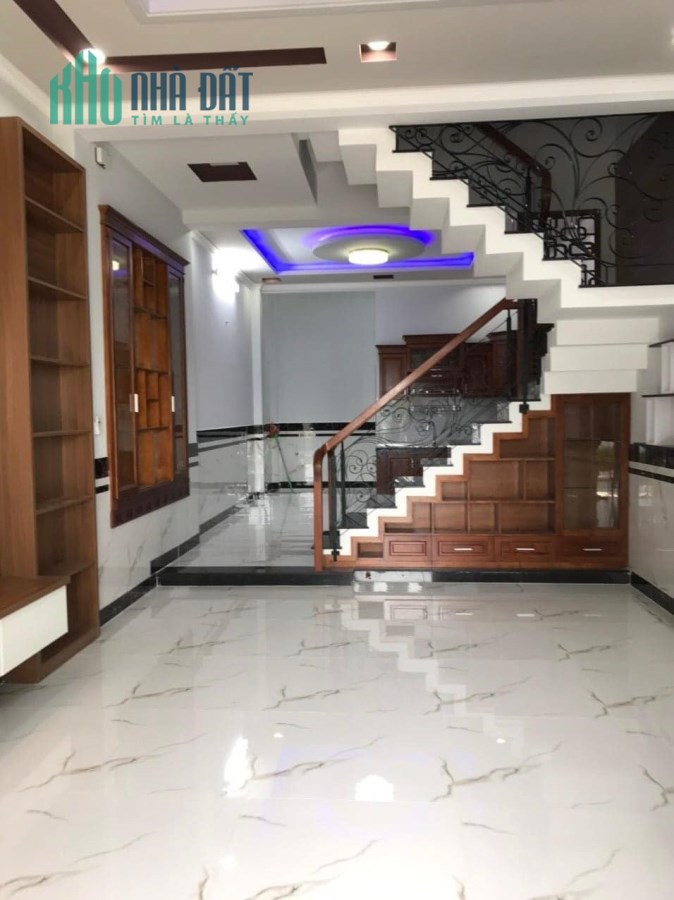 KINH DOANH KHÁCH SẠN 5 TẦNG MẶT TIỀN DOANH THU CỰC TỐT QUẬN 12