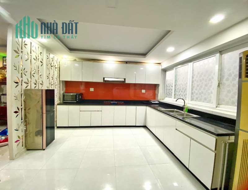 bán nhà 253/5A Huỳnh văn bánh diện tích 150m2 giá 26 Tỷ Mt
