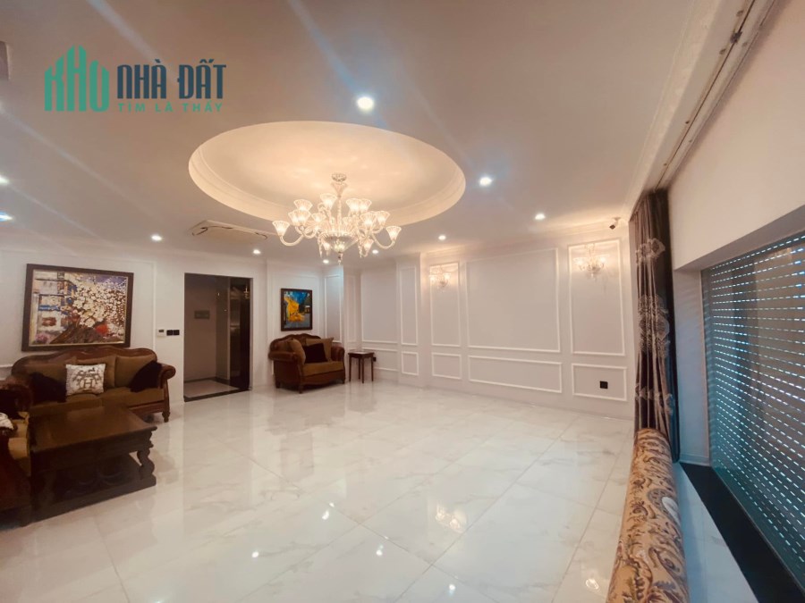 Bán nhà Mặt Phố HỒ TÙNG MẬU Vỉa hè 8M, 68m2 x Mt 5M, Giá 24.6 Tỷ.