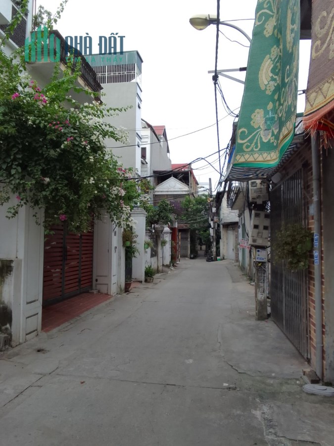 Bán đất LÔ GÓC, Mai Lâm, Đông Anh, 100m, ô tô, giá 4,6 tỷ.