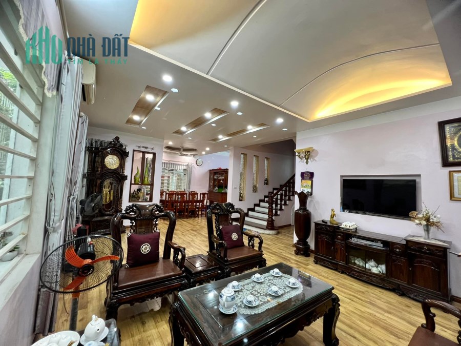 Bán nhà Phố MẠC THÁI TỔ CẦU GIẤY KD siêu hạng 52 m2 x5T, Giá 19 Tỷ.
