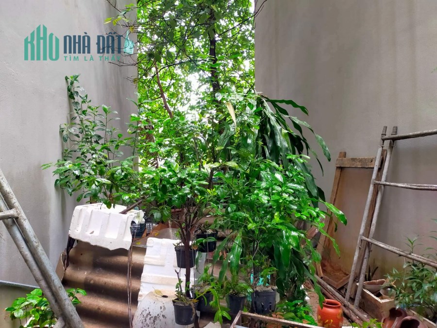 Bán đất phố Ngô Gia Tự, Long Biên 35m,ô tô, giá 2,65 tỷ.