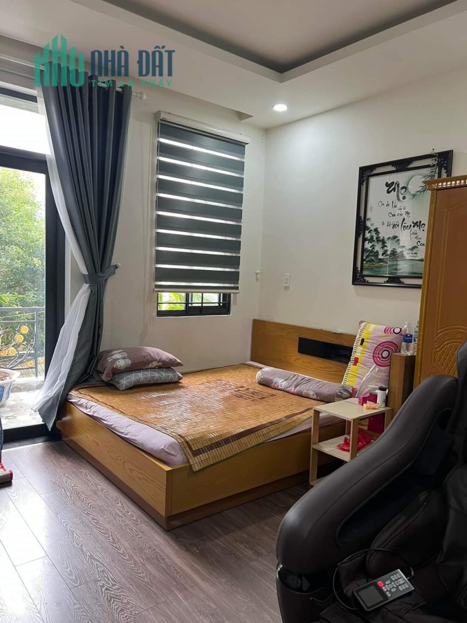 Bán Nhà Mặt Tiền Đường Số 4, Tân Bình, Khu Vip Bàu Cát, 70m2, 4 Tầng Mới Tinh, Nhỉnh 12 Tỷ TL.