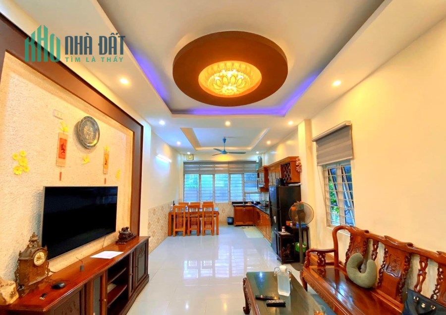 Bán nhà Cầu Giấy phố Mạc Thái Tổ kinh doanh , văn phòng , 45m2X6 tầng , 21,5 tỷ