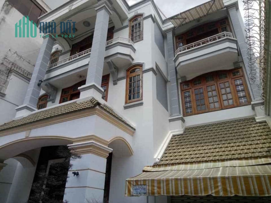 Biệt thự Lê Văn Sỹ 5 tầng MT 12m trước nhà 8m giá mới 29.9 Tỷ