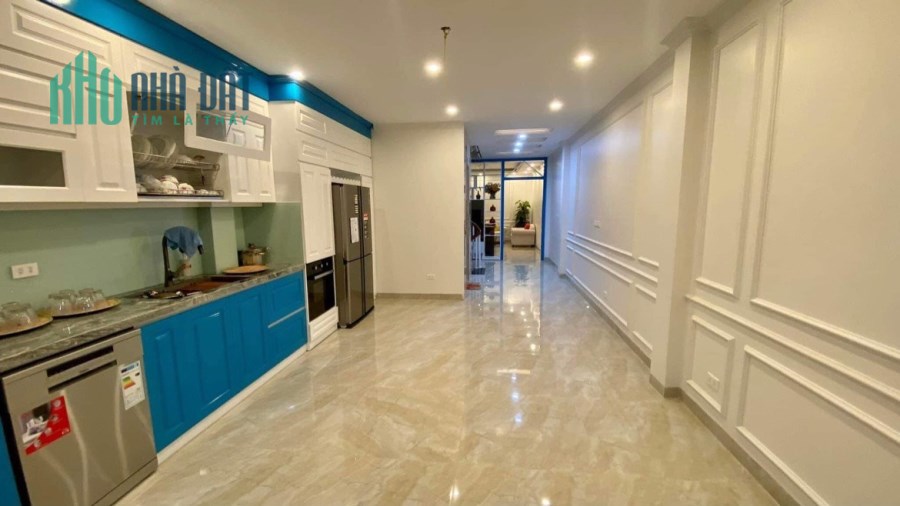 Bán nhà mặt phố Q.HBT 68m x 7 tầng SĐCC 550tr/m
