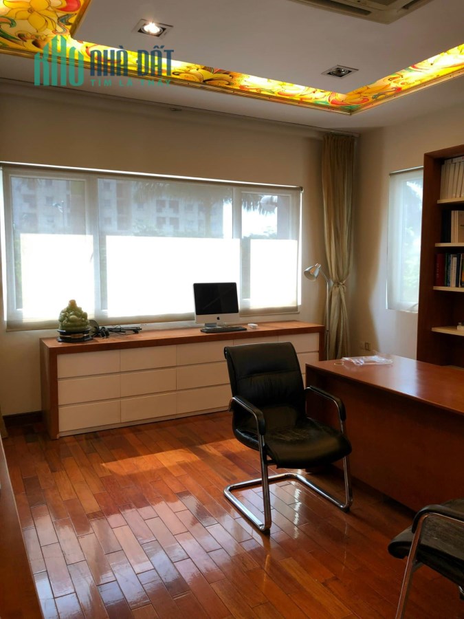 Bán nhà PHÙNG CHÍ KIÊN Gần Tràng An Complex 52 m2 x 7 Tầng Tm, Giá 11.5 Tỷ.
