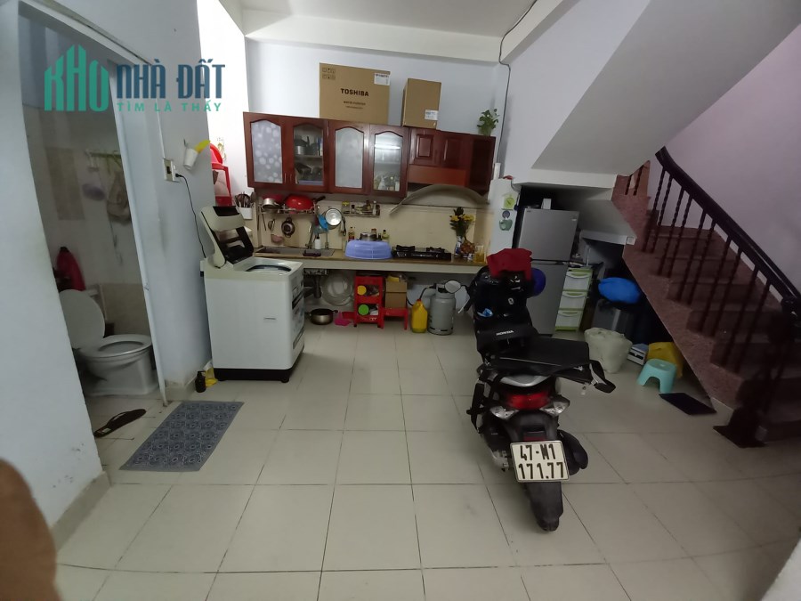 Bán nhà đường Hoàng Hoa Thám, Bình Thạnh, 30m2, 3 Tầng, Chỉ 3,58 tỷ