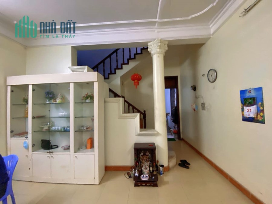 Bán Nhà Đường Cầu Giấy P Quan Hoa  66m2, 3T, MT 5.3m, 13.8 tỷ 0979312111