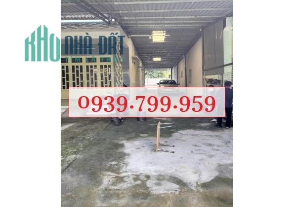 Cho thuê cả nhà số 105/2 An Thạnh 39, Thuận An, Bình Dương (gần Vsip 1); 8tr; 0939799959