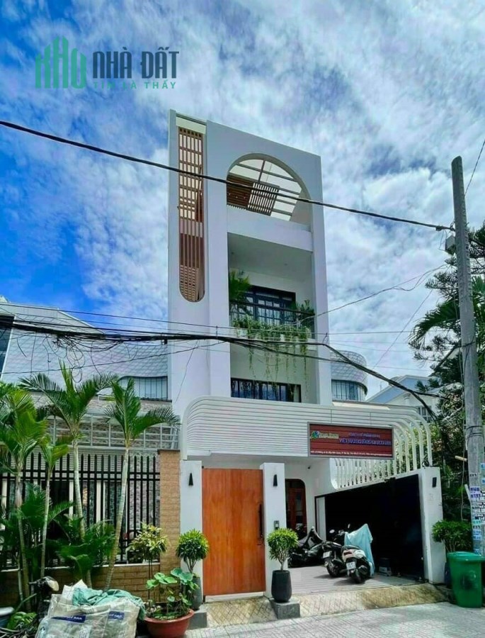 Nhà 4 Tầng- Ngang 6m- Duy nhất 1 căn bán- Sau lưng Gigamall 079 789 2268