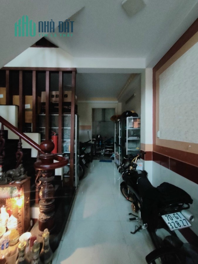 Bán nhà đường 8m Tân Chánh Hiệp 10, Quận 12 giá nhỉnh 5 tỷ 68m2 4 tầng, 5PN 5WC. 0934749575