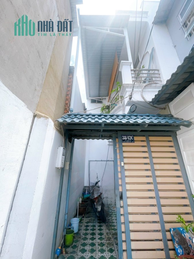 Định cư nước ngoài cần bán GẤP nhà phố Tân Thuận Tây ngay Trung Tâm Q7 , Giá tốt
