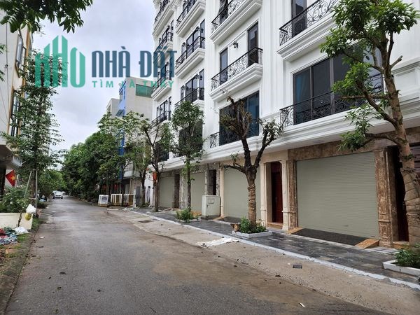 KHU PHÂN LÔ KĐT VĂN PHÚ - Ô TÔ TRÁNH - VĨA HÈ - 2 MẶT ĐƯỜNG - 6.5 TỶ