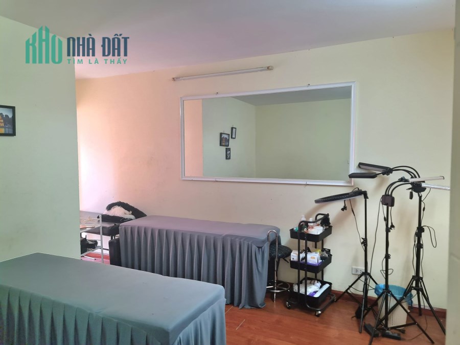 Cần bán chung cư đầy đủ tiện ích tại  Cầu Giấy, giá siêu đẹp