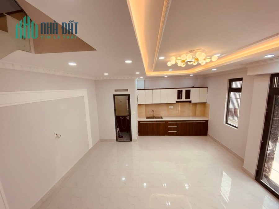 Bán nhà đường Lê Quang Định phường 5 quận Bình Thạnh, diện tích 44m2