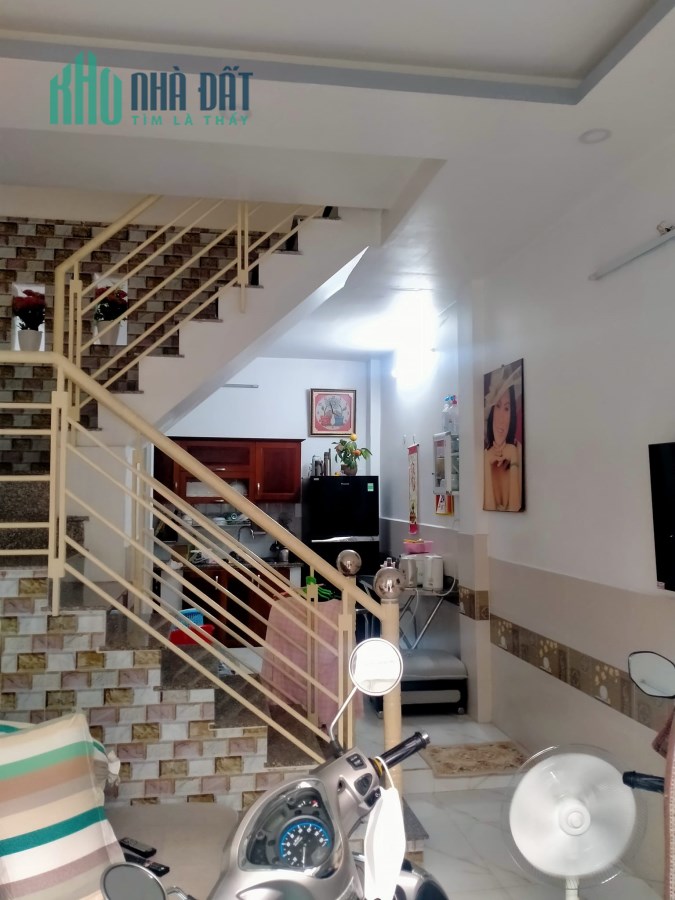 Bán nhà Đường số 8, P11, Gò Vấp, 35m2, 2 Tầng, chỉ 2,05 tỷ