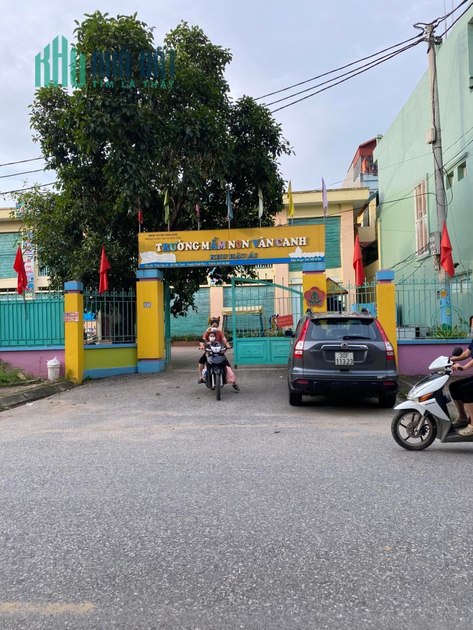 Giảm trào 4 tỷ 1, bán nhà, liền kề HUD Vân Canh, Hoài Đức, 38m2, ô tô đỗ cửa.